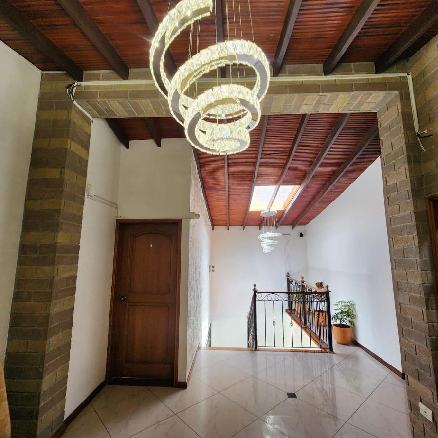 Hotel Boutique Deluxe Home Medellín Esterno foto